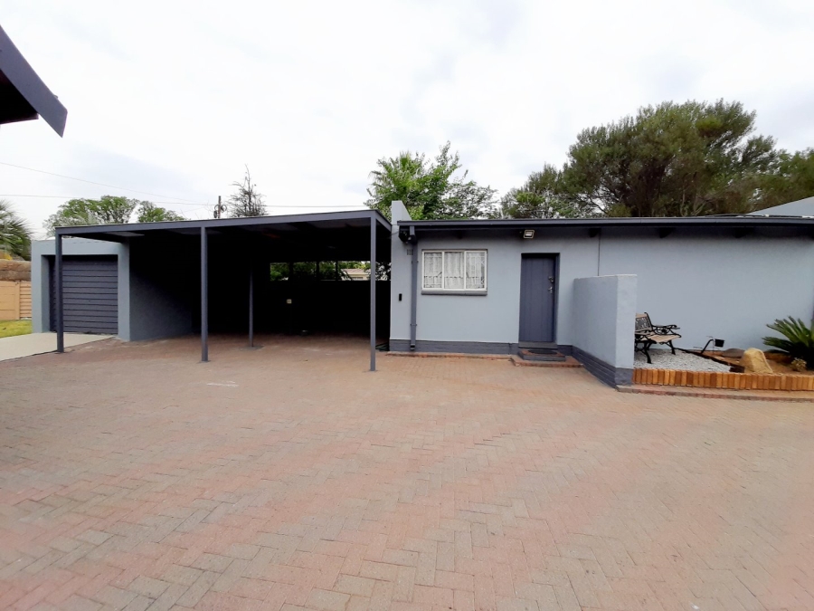 4 Bedroom Property for Sale in Sasolburg Free State